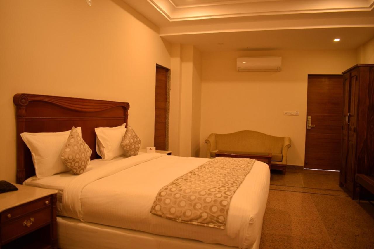 Kumbhalgarh Fort Resort-Pure Veg Esterno foto